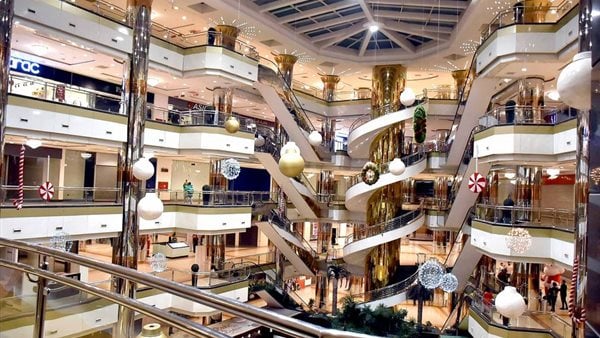 حقيقة إغلاق مول شهير بعد القبض على صاحبه في مطار القاهرة 2 مالك مول شهير
