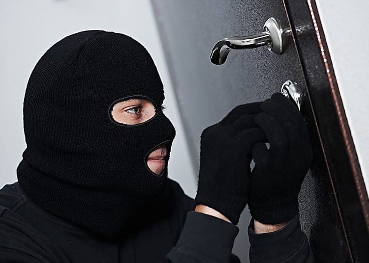 عقوبة السرقة طبقا للقانون حالات يتم فيها التشديد 1 عقوبة السرقة