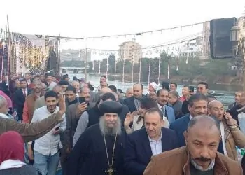 الأنبا يوأنس أسقف أسيوط يشارك في حفل إفطار
