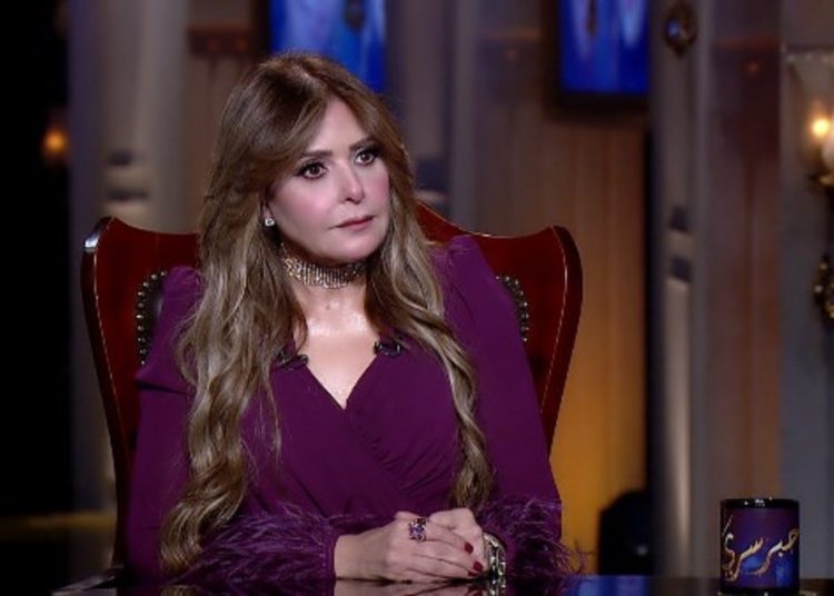 الفنانة صابرين تعلن سبب ارتداء وخلع الحجاب مكنش المفروض لا أعمل كده ولا كده 1 الفنانة صابرين