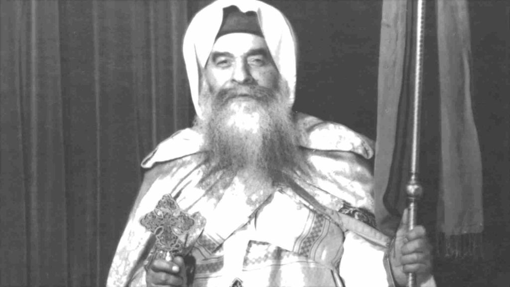 بالصورة البابا كيرلس السادس سجل لحظات على أحد جدران الدير خلال زيارته 4 البابا كيرلس السادس