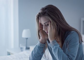 حيل فعّالة تساعدك على النوم بسرعة حلول بسيطة للتغلب على الأرق دون الحاجة إلى استخدام الأدوية 7 تحذير من قلة النوم