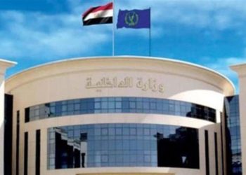 سقوط تيك توكر الرقص الخادش