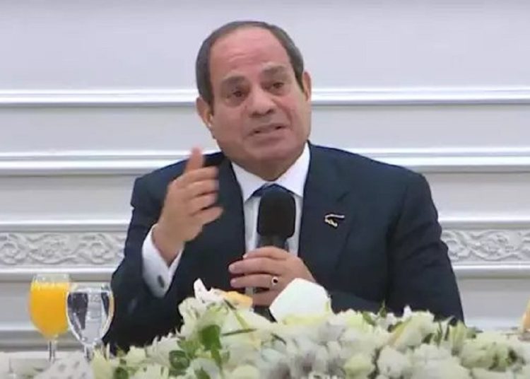 الرئيس السيسي محدش يقول وسائل التواصل الاجتماعي تشكل خطر ومالهاش لازمة 1 الرئيس السيسي