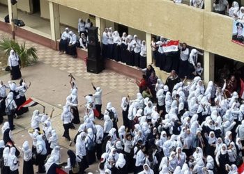 خناقة طالبتي مدرسة 6 أكتوبر القومية