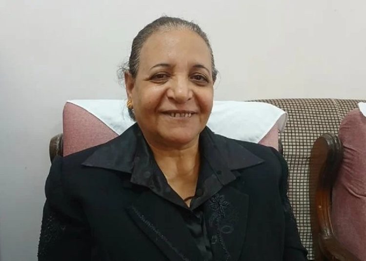 الأم المثالية رجاء عدلي التي صنعت من التحدي قصة نجاح بقنا 1 الأم المثالية رجاء عدلي