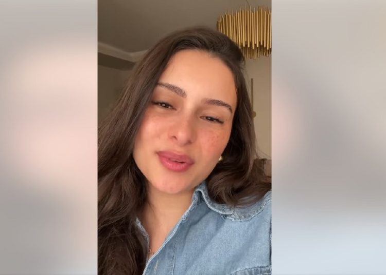 بالفيديو المرنمة يوستينا سمير تعلنها للجميع هعيش وهاموت مسيحية وانا مكملة في الخدمة و تنفي تغيير ديانتها 1 المرنمة يوستينا سمير