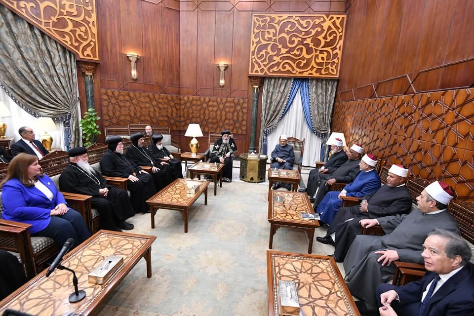 مودة وأخوة بالصور البابا تواضروس يهنئ شيخ الأزهر الدكتور أحمد الطيب بعيد الفطر 5 البابا تواضروس يهنئ شيخ الأزهر