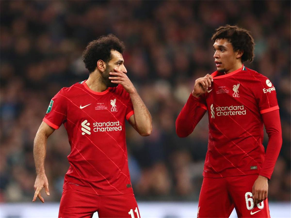 تطورات جديدة بشأن انتقال صلاح إلى الدورى السعودي 3 صلاح إلى الدورى السعودي