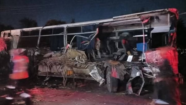 عاجل ننشر أسماء 24 في حادث تصادم أتوبيس نقل عمال بين ضحايا ومصابين 1 حادث أتوبيس