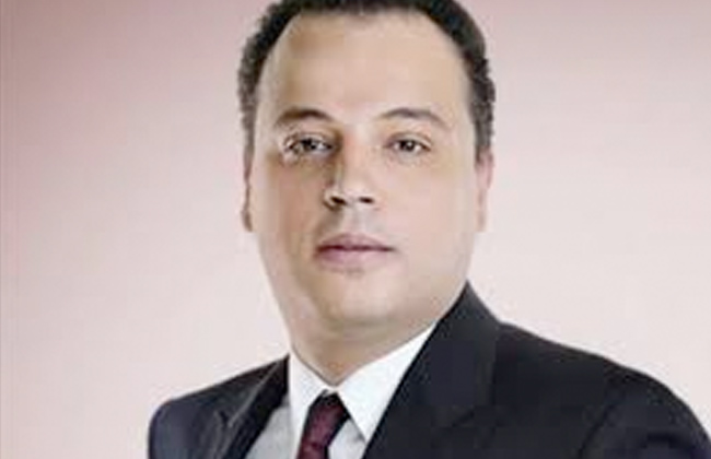 شبع بعد جوع هجوم قوي من تامر عبد المنعم على أحمد العوضي بعد ظهوره في أحد المقاهي 3 نشاط تامر عبد المنعم