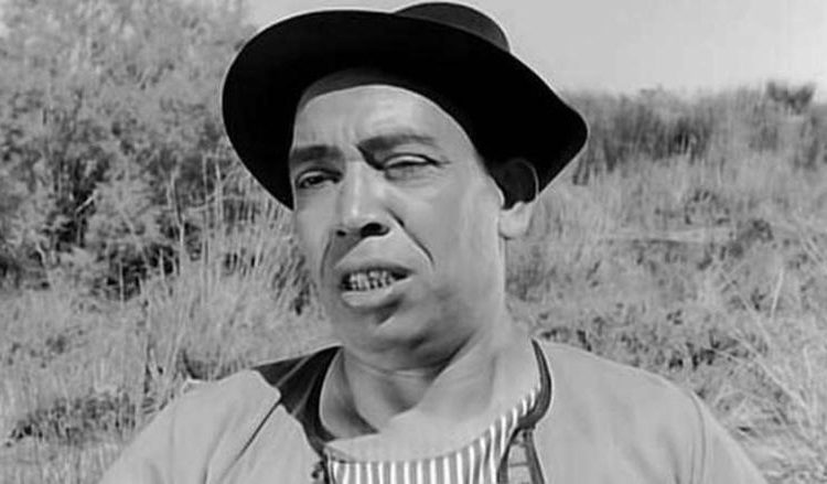 أسوأ ممثل في تاريخ السينما عمرو سلامة يهاجم بشدة الفنان الراحل إسماعيل ياسين 1 إسماعيل ياسين