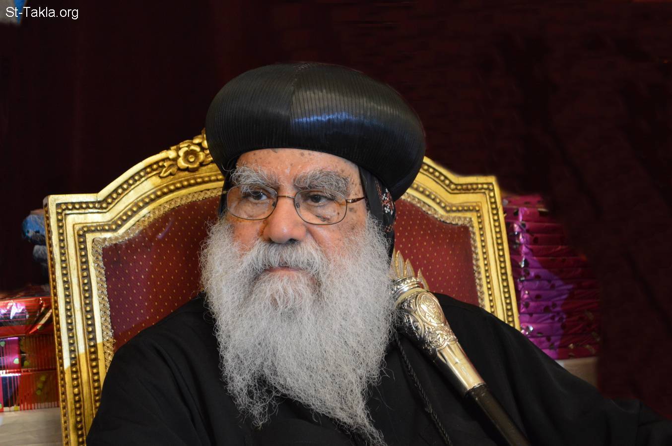 الكنيسة تنفي نياحة الأنبا باخوميوس وتطلب الصلاة لأجله 2 anba ba5omyos