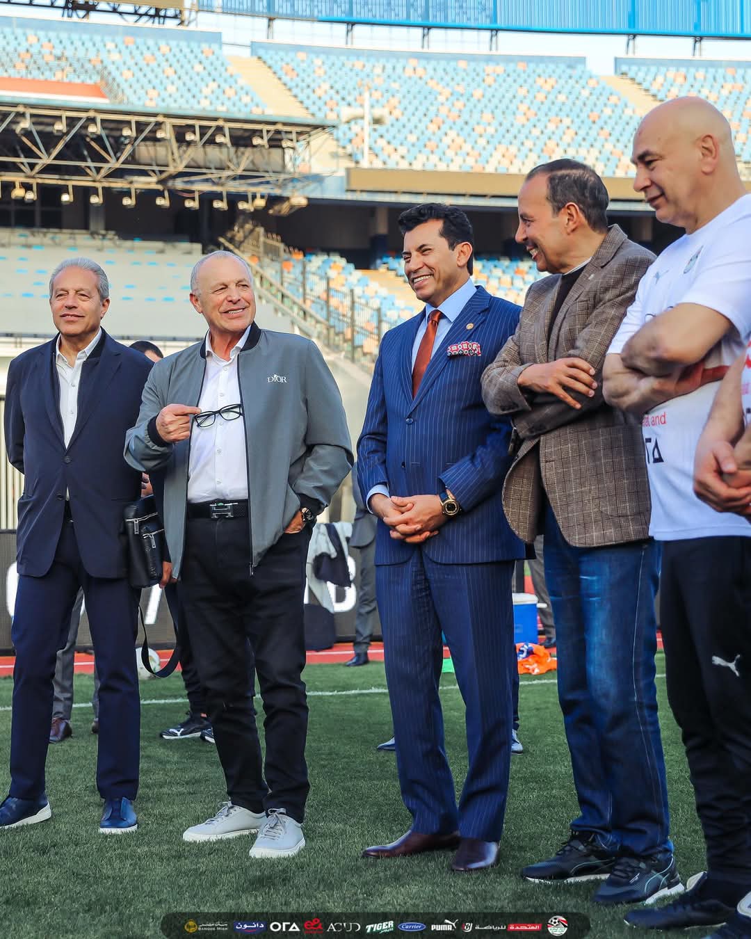 ماذا قال وزير الرياضة ومحمد صلاح في زيارة اتحاد الكرة إلى تدريب المنتخب 4 كلمة محمد صلاح