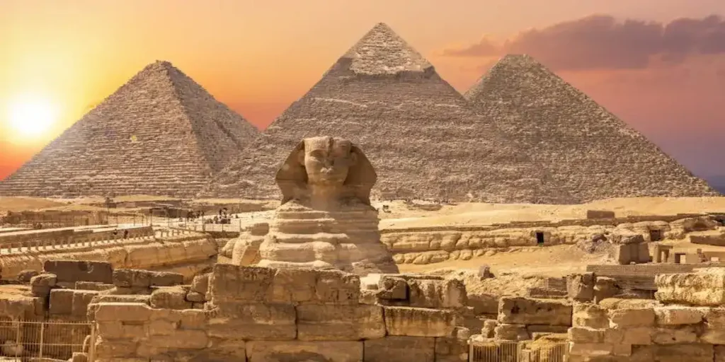 هل يوجد مدينة ضخمة أسفل أهرامات الجيزة مصدر بالآثار يكشف الحقيقة 4 أهرامات الجيزة