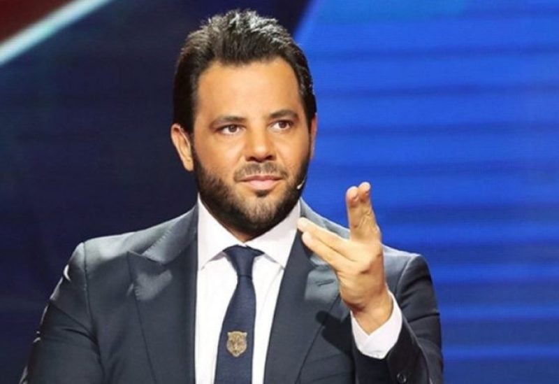 نيشان يكشف لأول مرة عن كواليس مداخلة إعتزال حنان ترك في برنامجه 2 نيشان يكشف تفاصيل إعتزال حنان ترك