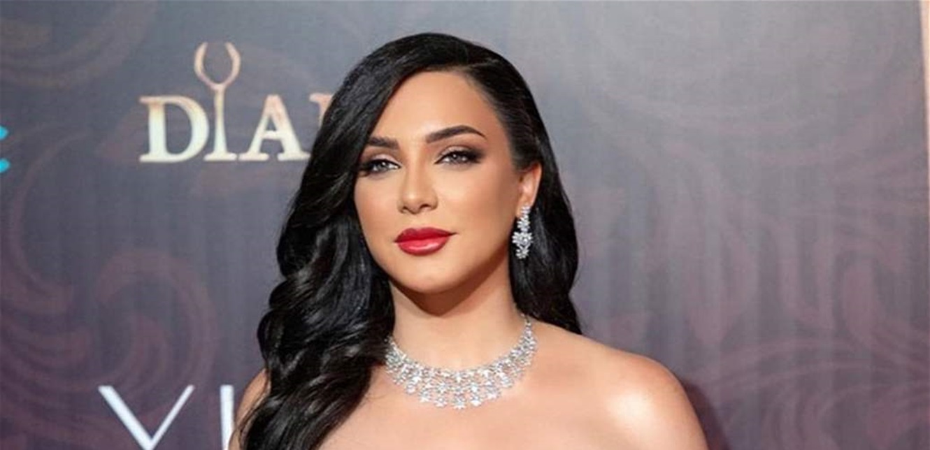 سلاف فواخرجي تكشف عن قصتها مع أسماء الأسد ورأيها في أحمد الشرع 3 حقيقة علاقة سلاف فواخرجي بأسماء الأسد