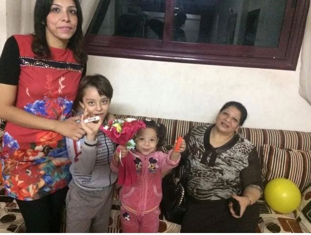هناء فوزي قصة الأم المثالية بالأقصر 27 سنة كفاح مع أبنائها 4 الأم المثالية