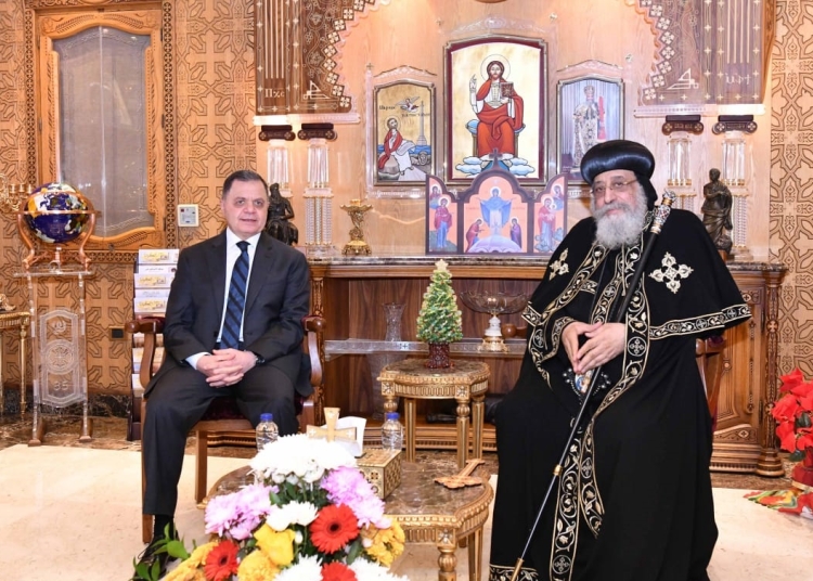 وزير الداخلية يهنئ جميع الأقباط بمناسبة احتفالات عيد القيامة المجيد 2025 1 وزير الداخلية يهنئ الأقباط بمناسبة احتفالات عيد القيامة المجيد