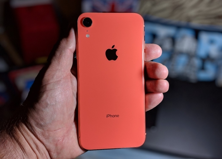 شركة آبل تعلن عن خبر سيئ لمستخدمى iPhone XR وتكشف عن قائمة هواتف ايفون المتوافقة مع iOS 19 1 iPhone