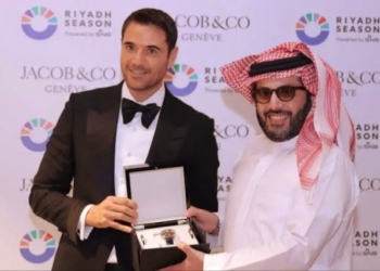 الفنان أحمد عز