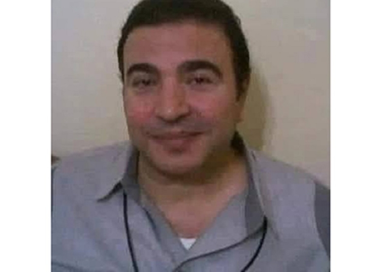 مشهد لن تراه الا فى مصر سامي جرجس صيدلي مسيحي نعته جميع مساجد الزقازيق ايه الحكاية 1 سامي جرجس