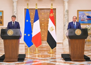 الرئيس السيسي والرئيس الفرنسي