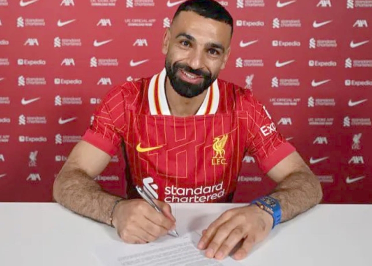 محمد صلاح برقم قياسي يكتب التاريخ الإفريقي من جديد 1 محمد صلاح ثاني أعلى اللاعبين أجرًا