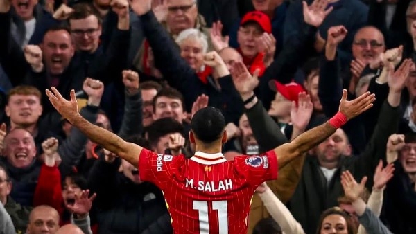 راتب مو صلاح الجديد خيالي يشعل مواقع التواصل الاجتماعي ملايين في الأسبوع 1 ساعة محمد صلاح