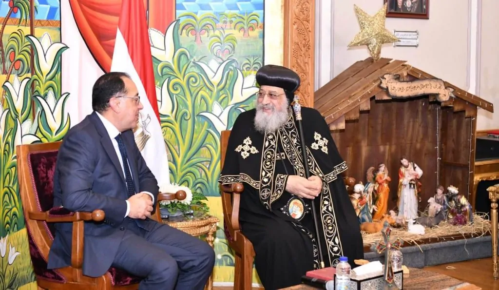 رئيس الحكومة يقدم التهاني للبابا تواضروس الثاني بمناسبة عيد القيامة المجيد. 4 رئيس الحكومة يهنئ البابا تواضروس الثاني