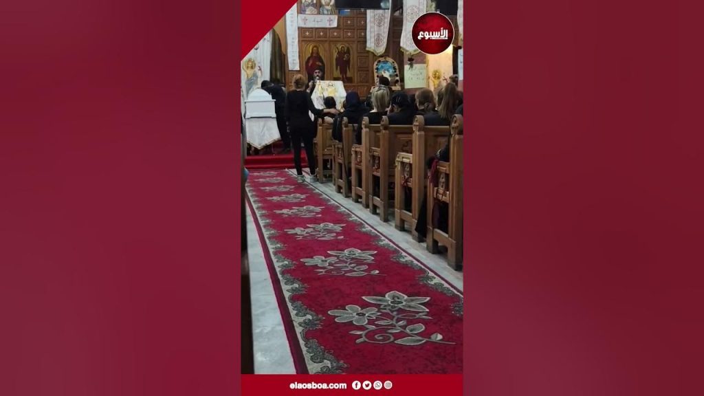 شاهد جنازة مؤثرة للمهندس جورج روماني أحد ضحايا بيارة الصرف الصحي بالإسكندرية 2 جنازة المهندس جورج روماني من ضحايا بيارة الصرف الصحي