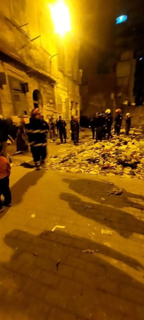 بالصور انهيار عقار بمنطقة بحري بالإسكندرية 4 وفيات ومصاب شاهد عيان يروي التفاصيل 2 انهيار عقار بمنطقة بحري بالإسكندرية