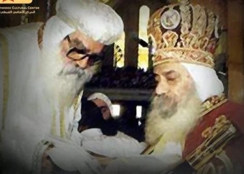 البابا شنودة والأنبا باخوميوس