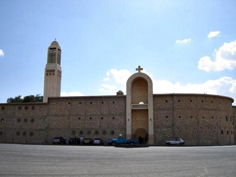 لا حل لهم دير أبو مقار يصدر بيان تحذيري شديد اللهجة 2 دير أبو مقار يدين أعمال القرصنة
