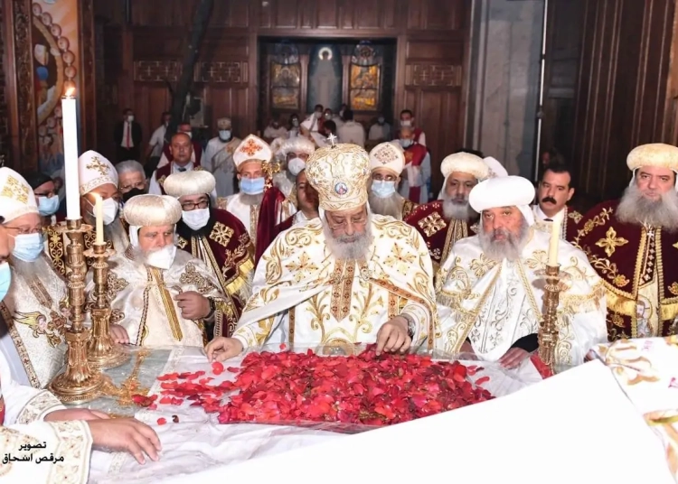 البطريركية توجه تنوية هام بشأن حضور قداس عيد القيامة المجيد بالكاتدرائية المرقسية 1 حوار البابا تواضروس مع راديو كرواتيا