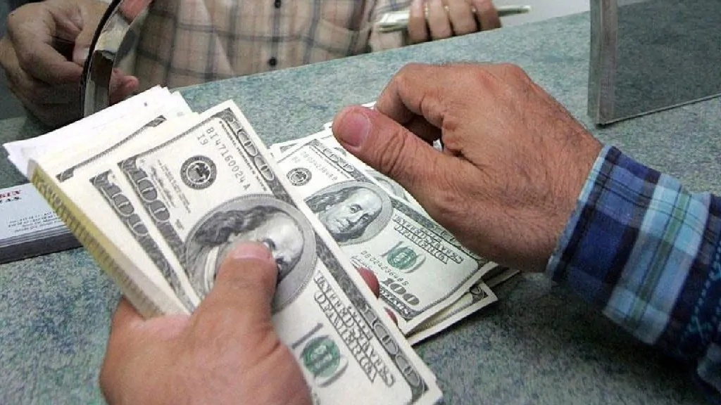 سعر الدولار في مصر اليوم 8 مايو 2025 شوف بكام النهاردة 3 سعر الدولار بالبنوك المصرية4