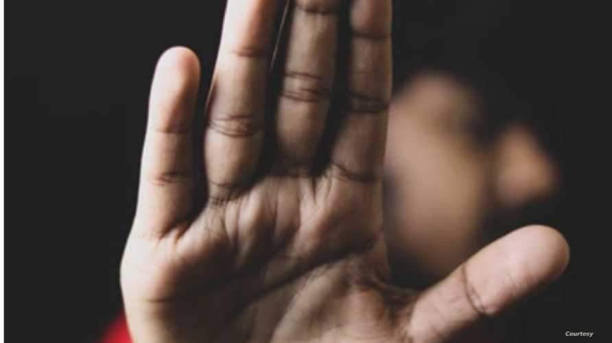 تفاصيل واقعة اتهام عامل بفعل مشين لـ 3 أطفال فى حمام مسجد بمدينة نصر 2 اعتداء عامل مطعم على طفل بفعل مشين