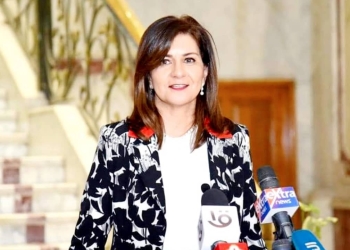 نبيلة مكرم