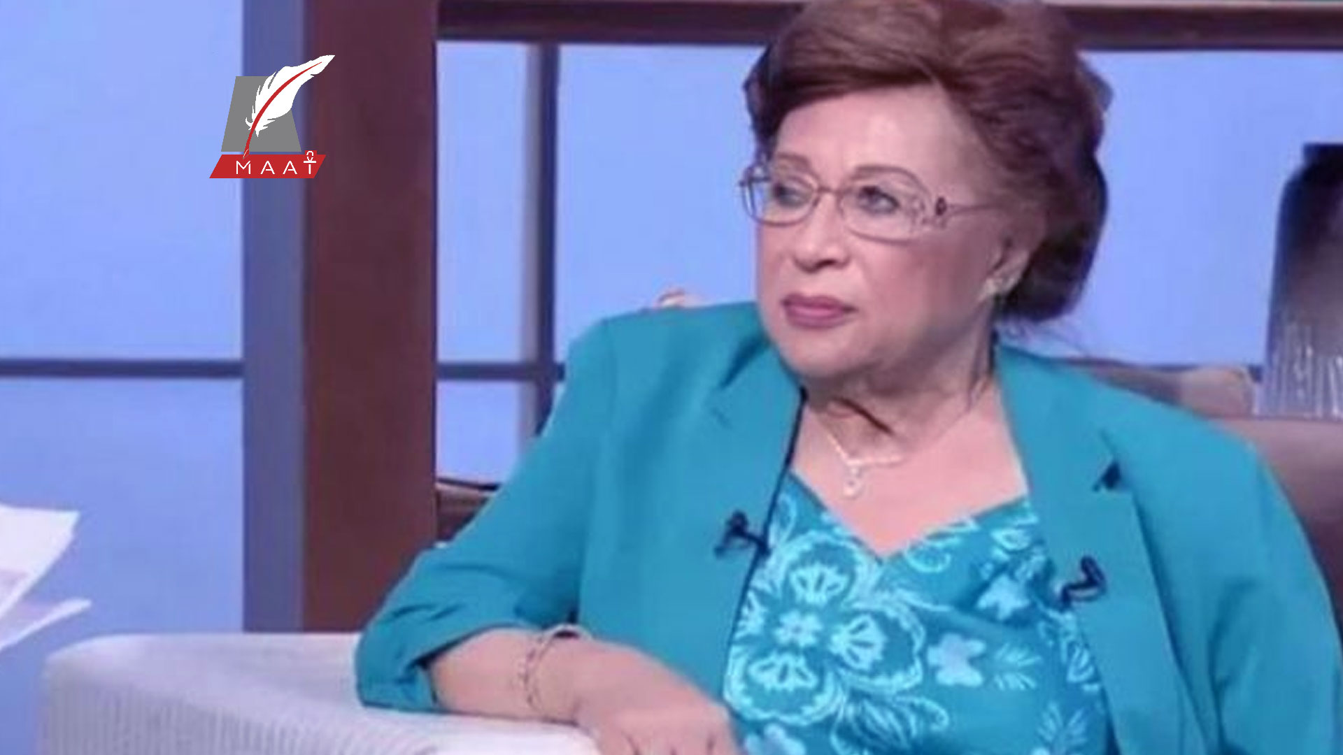 بعد دفن جثمانه زوجة الراحل أحمد الدجوي تكشف أسرار اللحظات الأخيرة في حياته 4 نوال الدجوي