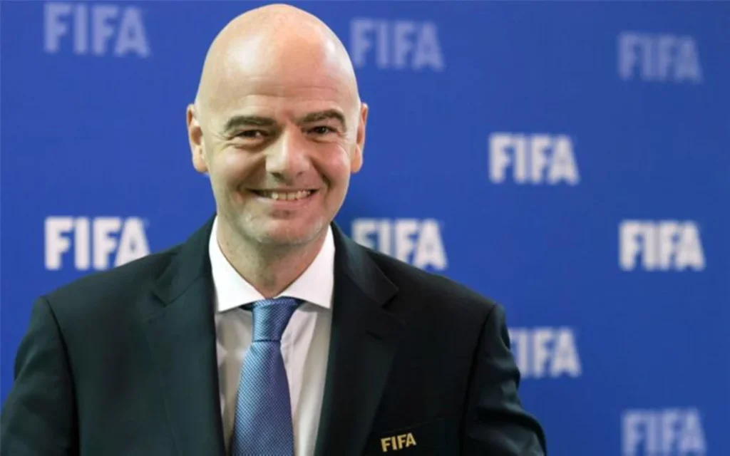 الاتحاد الدولي لكرة القدم يحذر الأندية من الكباري توقيع أقصى عقوبة 4 الاتحاد الدولي لكرة القدم