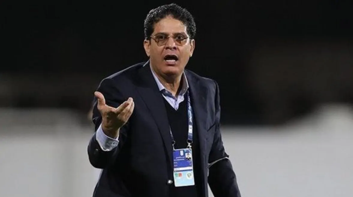 نكشف عن قيمة عقد أيمن الرمادي لتدريب الزمالك لمدة شهر وشروط التعاقد 2 عقد مشروط بالنتائج مع أيمن الرمادي