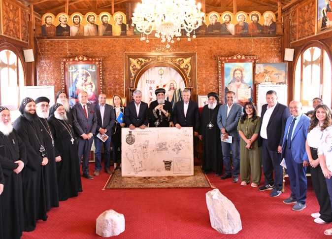بالصور البابا تواضروس عن الأديرة القبطية طاقة مضافة إلى المجتمع والوطن 1 البابا تواضروس الثاني
