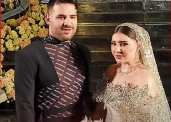 مسلم وزوجته