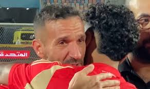 الأهلي يبلغ علي معلول برحيله رسميا واللاعب يوجه رسالة مبكية للجماهير 3 رسالة وداع من علي معلول