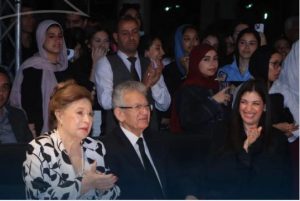 أول ظهور للدكتور نوال الدجوي بعد أزمتها بين التواضع والانكسار النبيل ولغه الجسد تكشف مالم تنطق به 2 الدكتورة نوال الدجوي