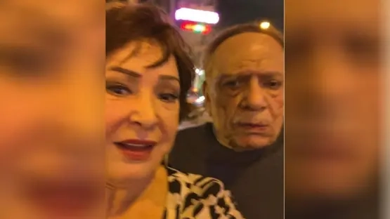كشف حقيقة ظهور الزعيم عادل إمام مع لبلبة بشوارع القاهرة عقب أثارة الجدل على مواقع التواصل الاجتماعي 1 ظهور الزعيم عادل إمام مع لبلبة
