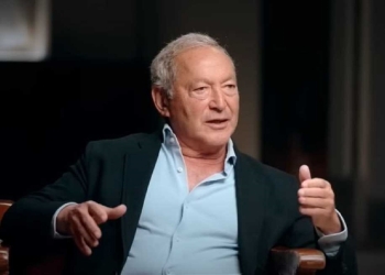 ما عندهمش قناعة تعليق رجل الأعمال سميح ساويرس على التباهي بالثراء على منصات التواصل بعض الأغنياء جعانين