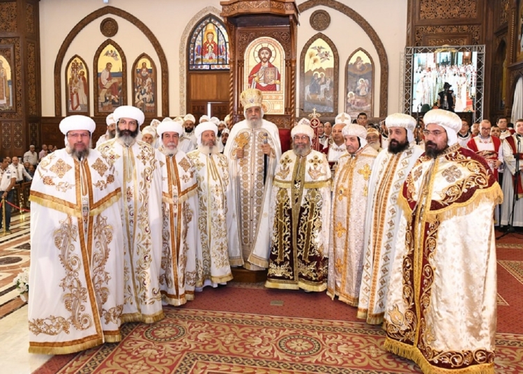 بالصور سيامة 8 أساقفة جدد بيد البابا تواضروس الثاني في قداس عيد دخول السيد المسيح أرض مصر 1 البابا تواضروس الثاني