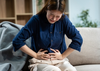 كيفية التخلص من مشكلة الانتفاخ بمشروب طبيعي بسيط وسحري 9 مشكلة الانتفاخ