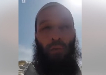 متشدد يحرض على انهاء حياة المسيحيين